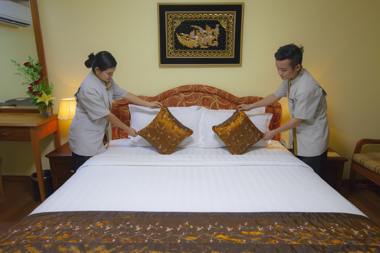 Grand Palace Hotel Rangoon Eksteriør billede