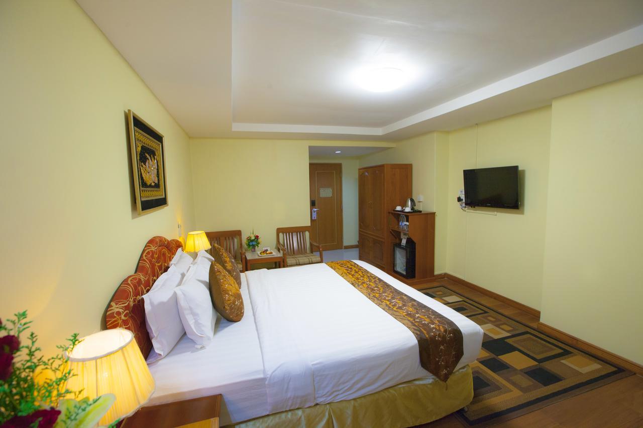 Grand Palace Hotel Rangoon Eksteriør billede
