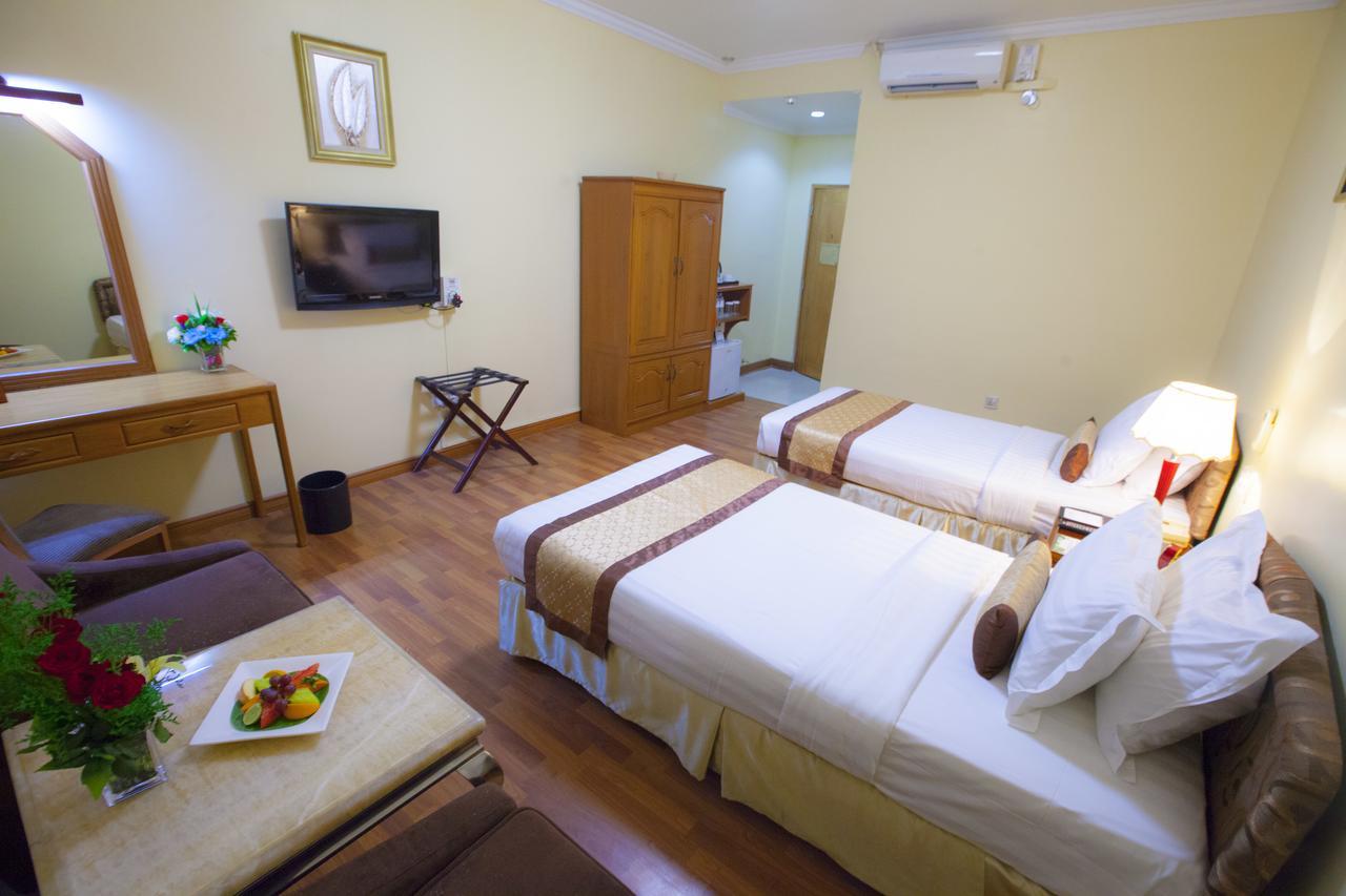 Grand Palace Hotel Rangoon Eksteriør billede