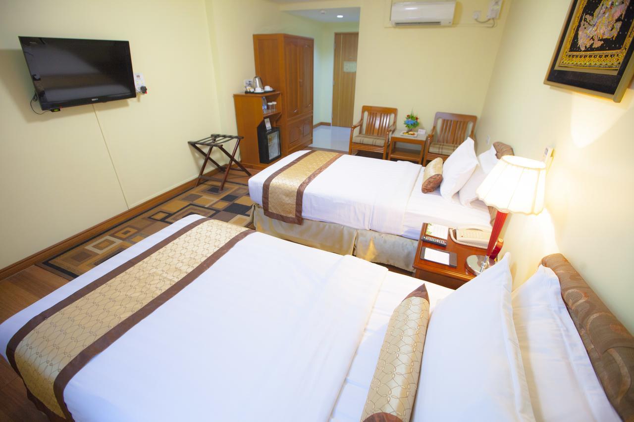 Grand Palace Hotel Rangoon Eksteriør billede