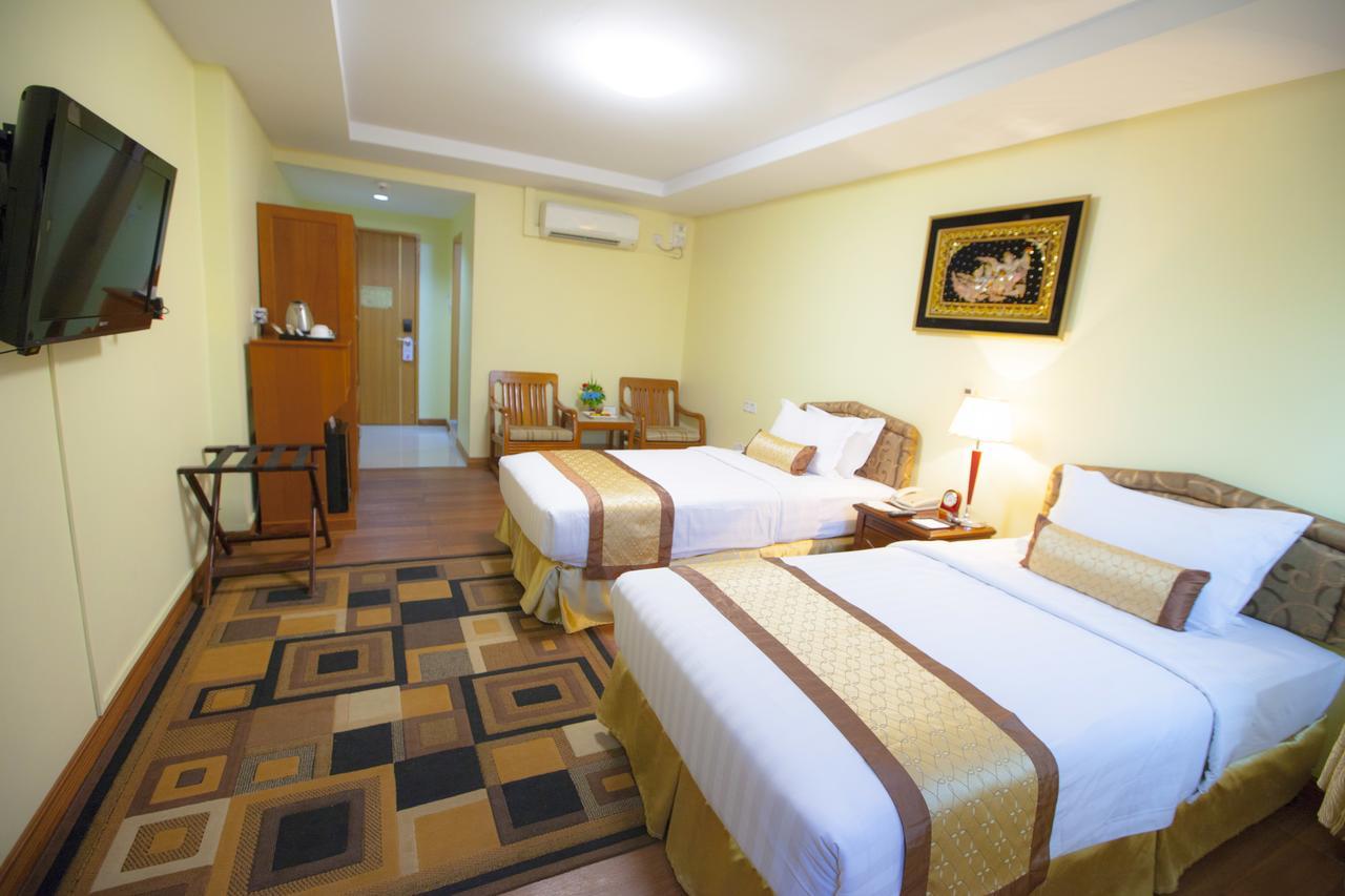 Grand Palace Hotel Rangoon Eksteriør billede